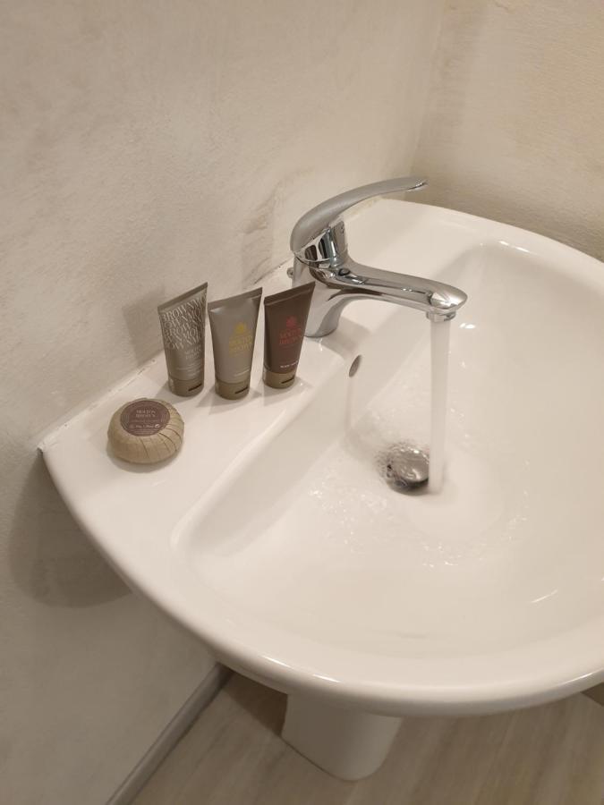 Bergamo City - Self Check-In الغرفة الصورة